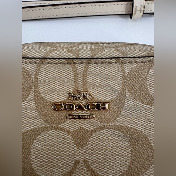 Coach Crossbody Purse Mini Bag - Picture 3 of 8
